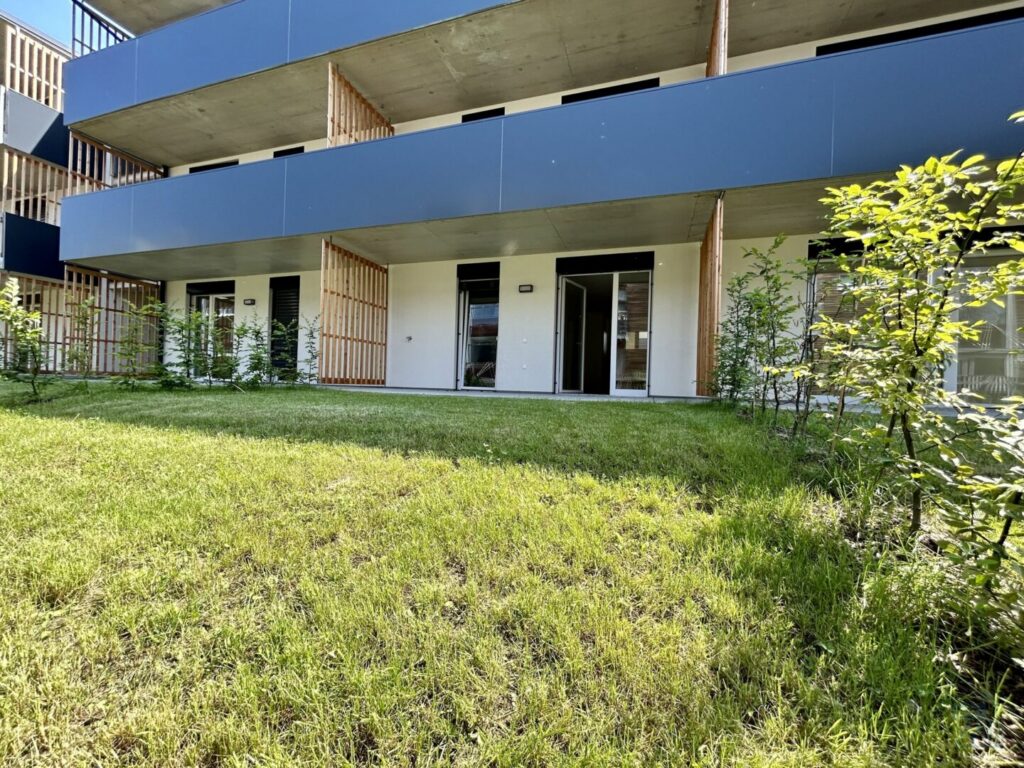 Moderner 2-Zimmer NEUBAU(T)RAUM in Straßgang mit Terrasse, Garten und Küche! Provisionsfrei! – Bild 3