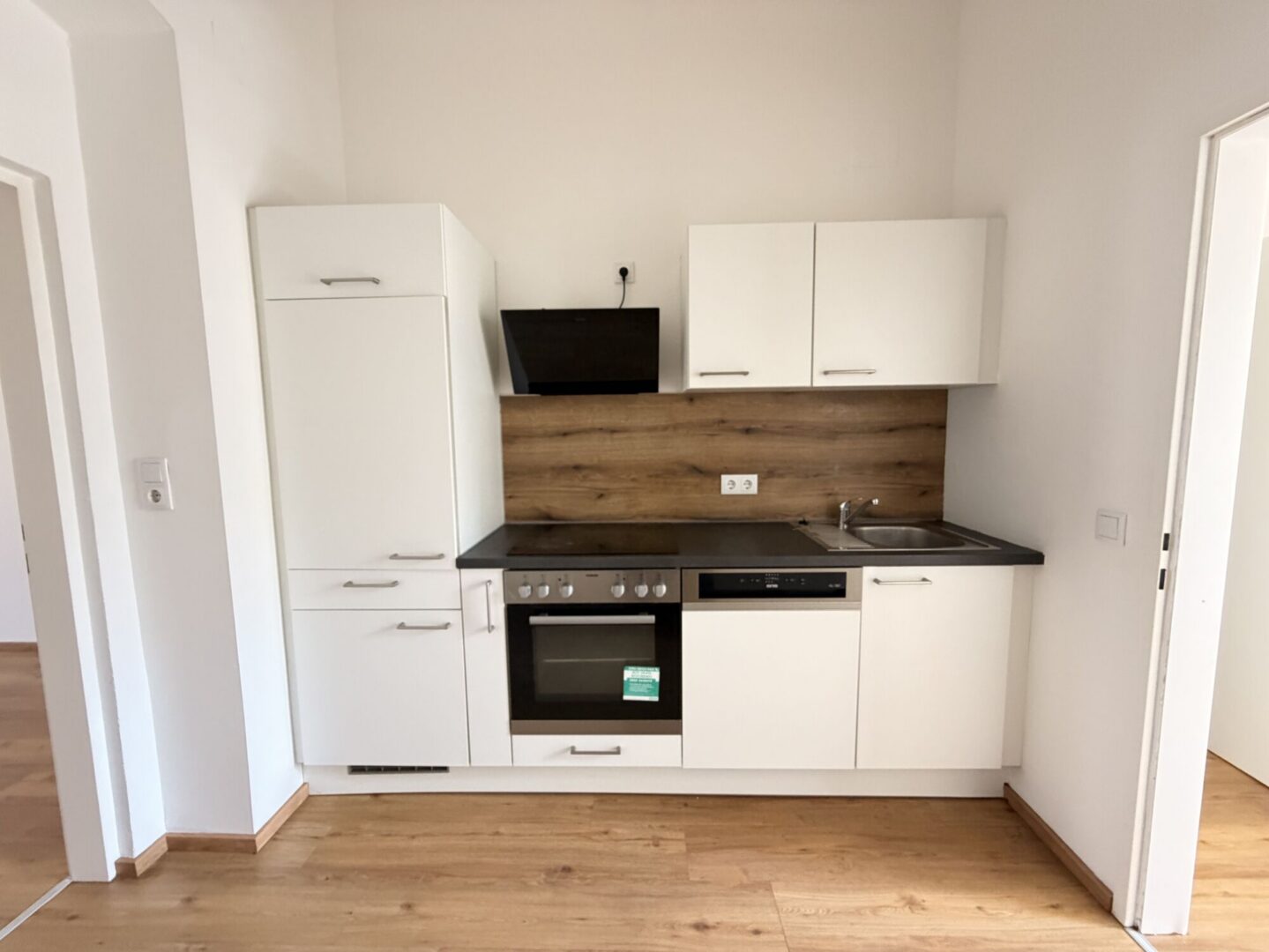 Lichtdurchflutete 33 m² Kleinwohnung mit Küche in Puntigam – Bild 1