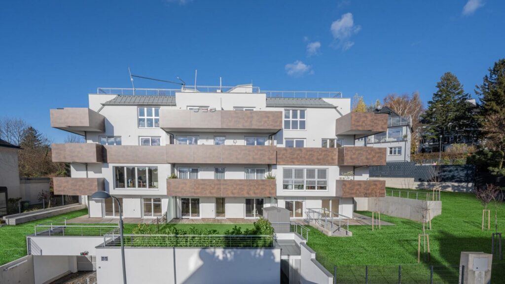 Helle, geräumige Gartenwohnung  – Exklusive Lage beim Schafberg | Bezugsbereit