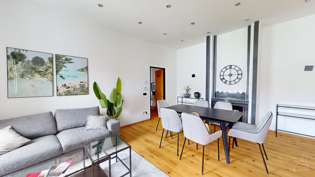 4 Zimmer-Altbauwohnung mit viel Platz zum Wohlfühlen – Bild 2