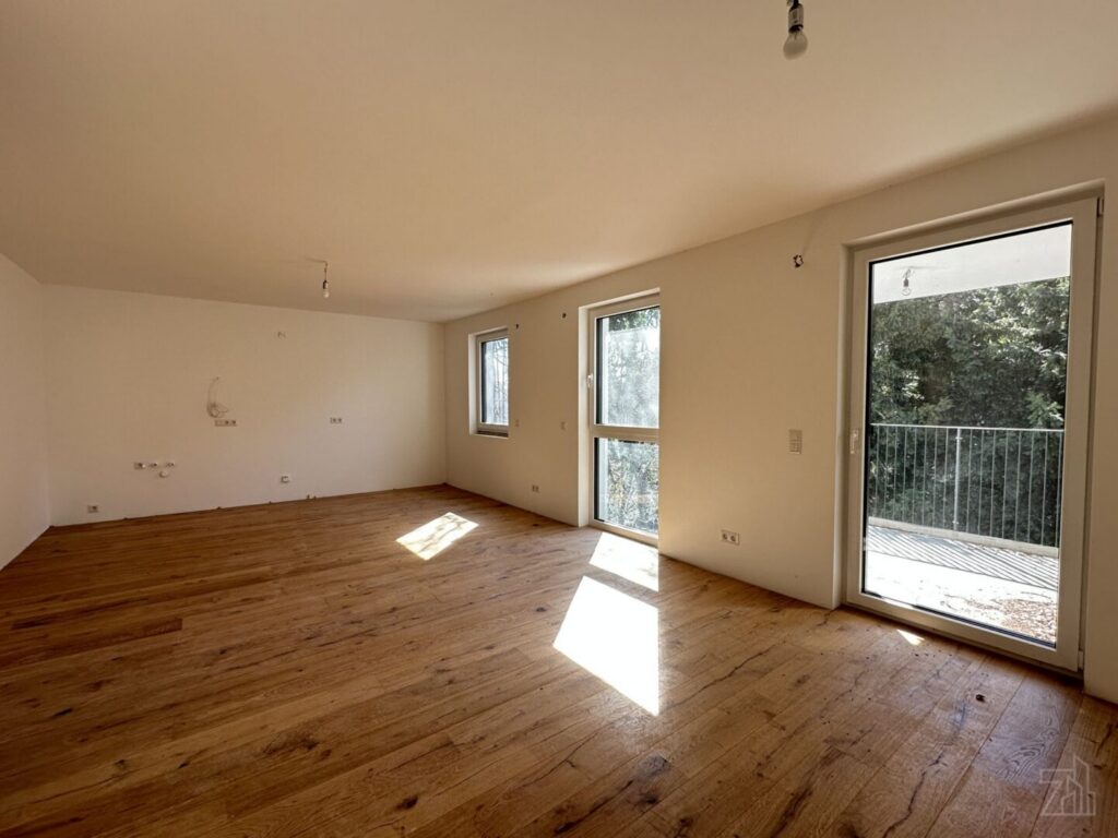 Ruhige 3 Zimmer-Wohnung mit 2 Balkonen & Grünblick | Belichtung von 2 Himmelsrichtungen | ERSTBEZUG – Bild 2