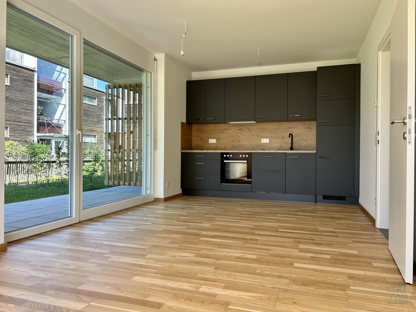 Geräumige 3-Zimmerwohnung FÜR ANLEGER | großer Garten, Terrasse und Küche! | vermietet – Bild 1